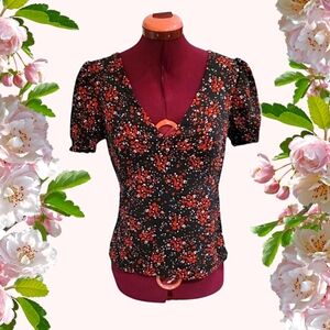 Puffy Sleeve V-Neck Blouse